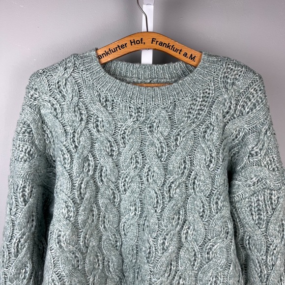 And Now This Cropped Sweater Womens Medium Green Cable Knit Pullover - Picture 2 of 5